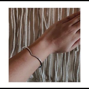 PANDORA wishbone bangle